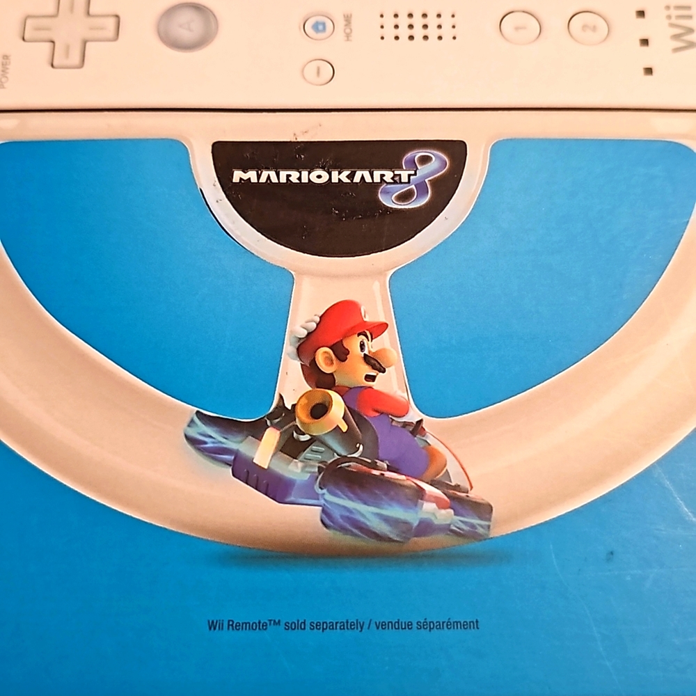 Mario Kart 8 Edition - Power A - Wii U Racing Wheel *NEW SEALED - Picture 2 of 10